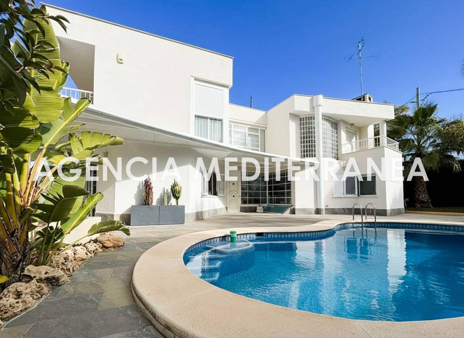 4 slaapkamer Villa te koop in L'Eliana met zwembad - € 655.000 (Ref: 9551647)