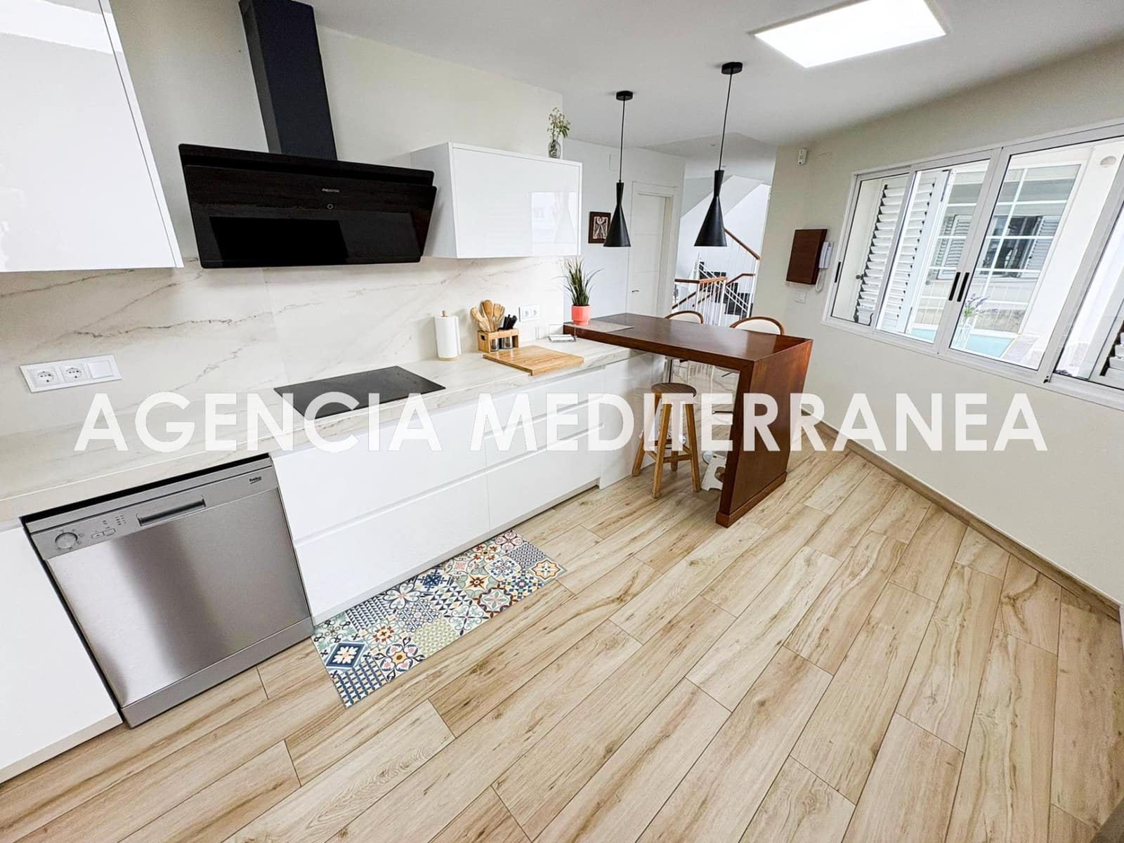 4 slaapkamer Villa te koop in L'Eliana met zwembad - € 655.000 (Ref: 9551647)