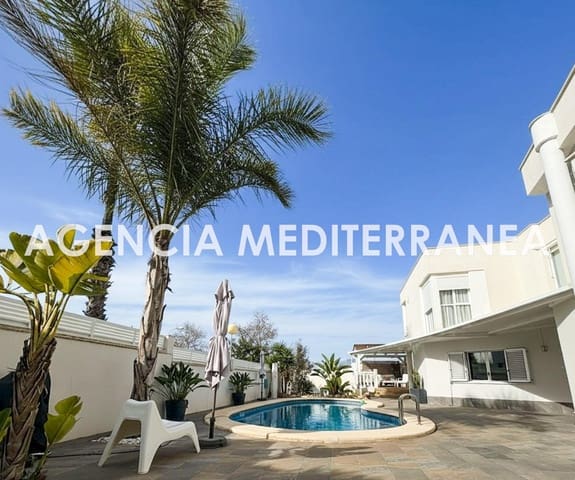 4 soveværelse Villa til salg i L'Eliana med swimmingpool - € 655.000 (Ref: 9551647)