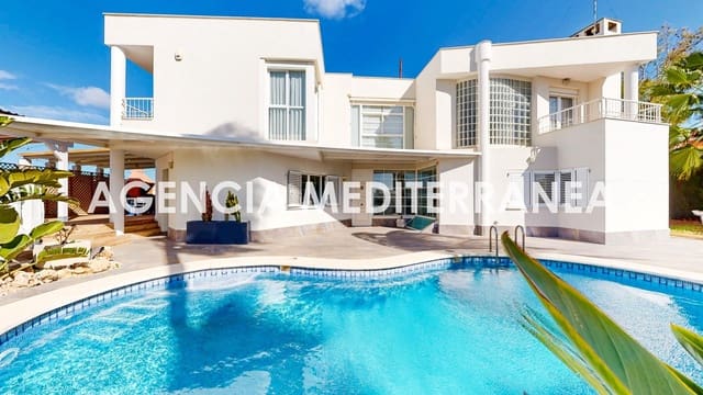 4 sovrum Villa till salu i L'Eliana med pool - 655 000 € (Ref: 9551647)