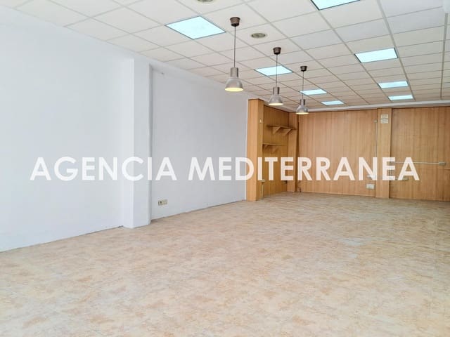 Kaupallinen vuokrattavana paikassa La Cañada, Paterna - 900 € (Ref: 9551649)