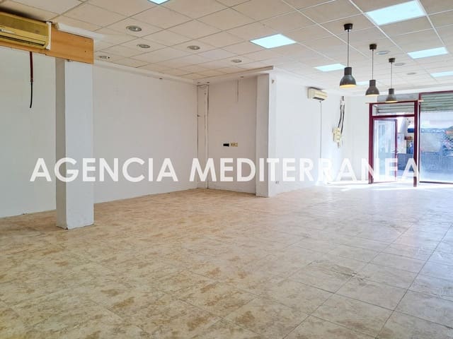Kaupallinen vuokrattavana paikassa La Cañada, Paterna - 900 € (Ref: 9551649)