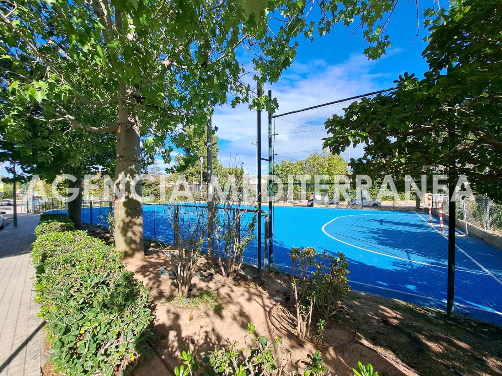 Kaupallinen vuokrattavana paikassa La Canada - 900 € (Ref: 9551649)