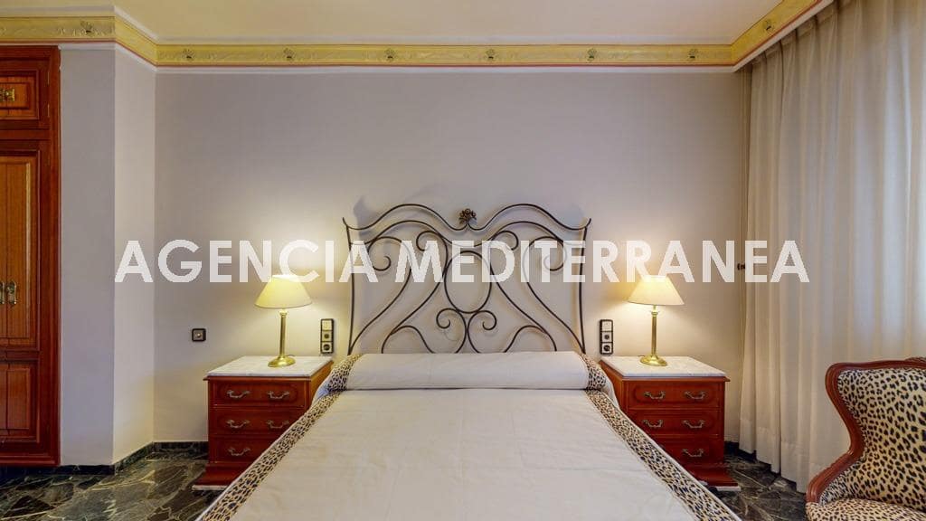 4 sovrum Lägenhet till salu i Silla - 239 000 € (Ref: 9551651)