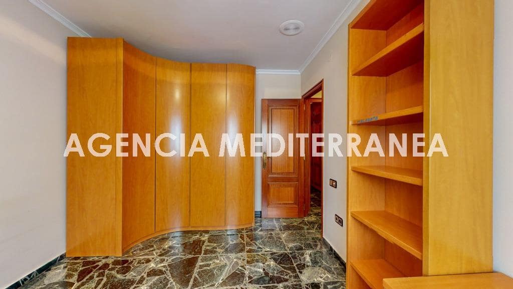 4 sovrum Lägenhet till salu i Silla - 239 000 € (Ref: 9551651)