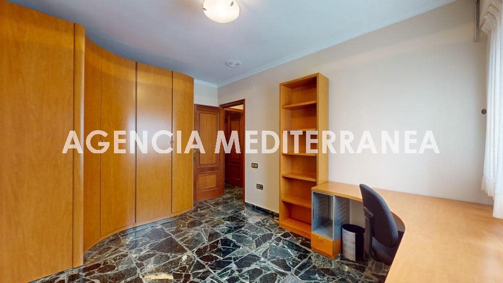 4 sovrum Lägenhet till salu i Silla - 239 000 € (Ref: 9551651)