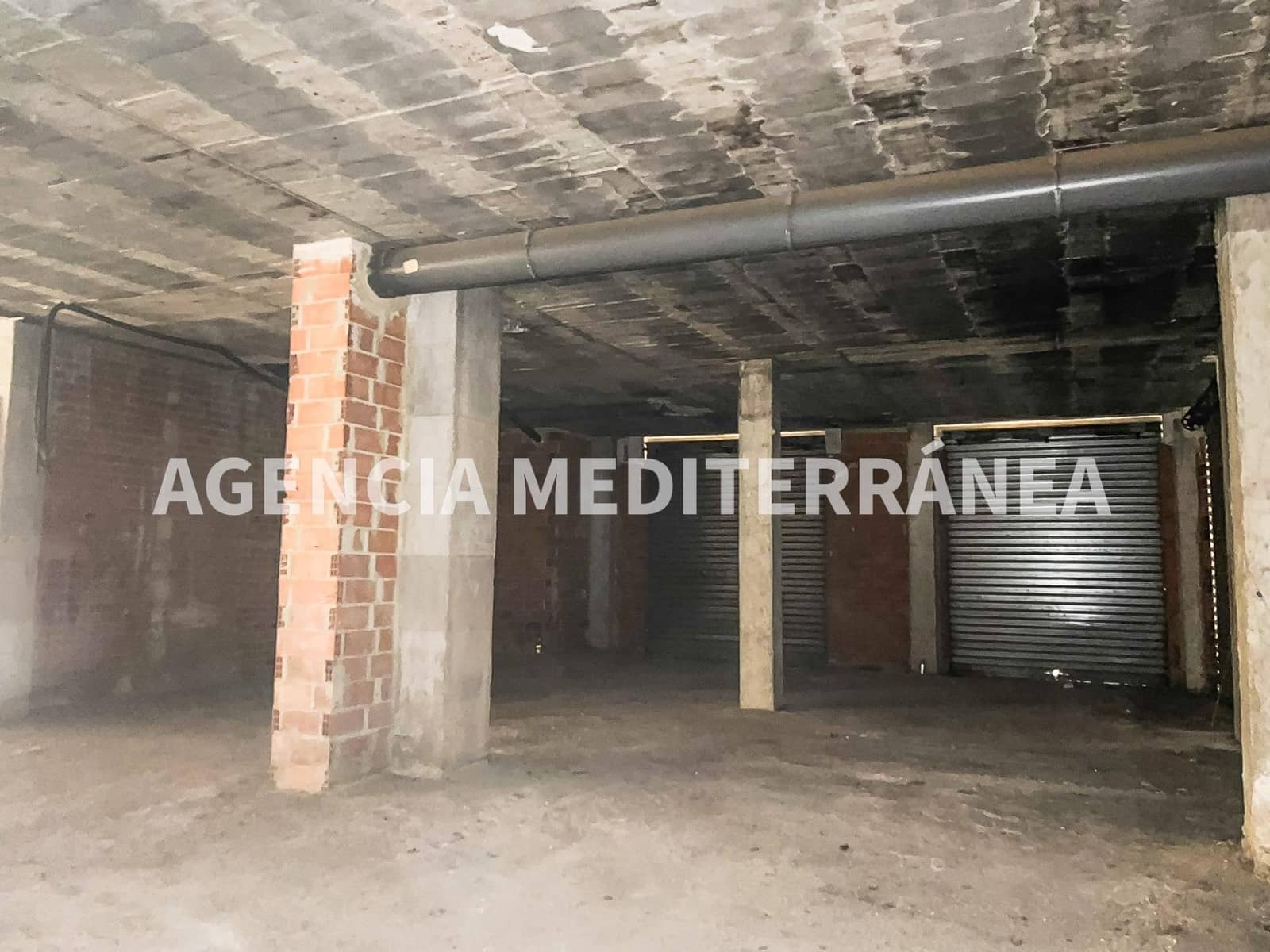 Comercial para venda em Alcasser - 155 000 € (Ref: 9551652)