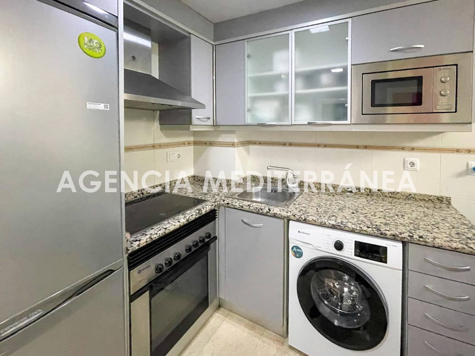 1 slaapkamer Appartement te koop in Valencia stad met garage - € 210.000 (Ref: 9551653)