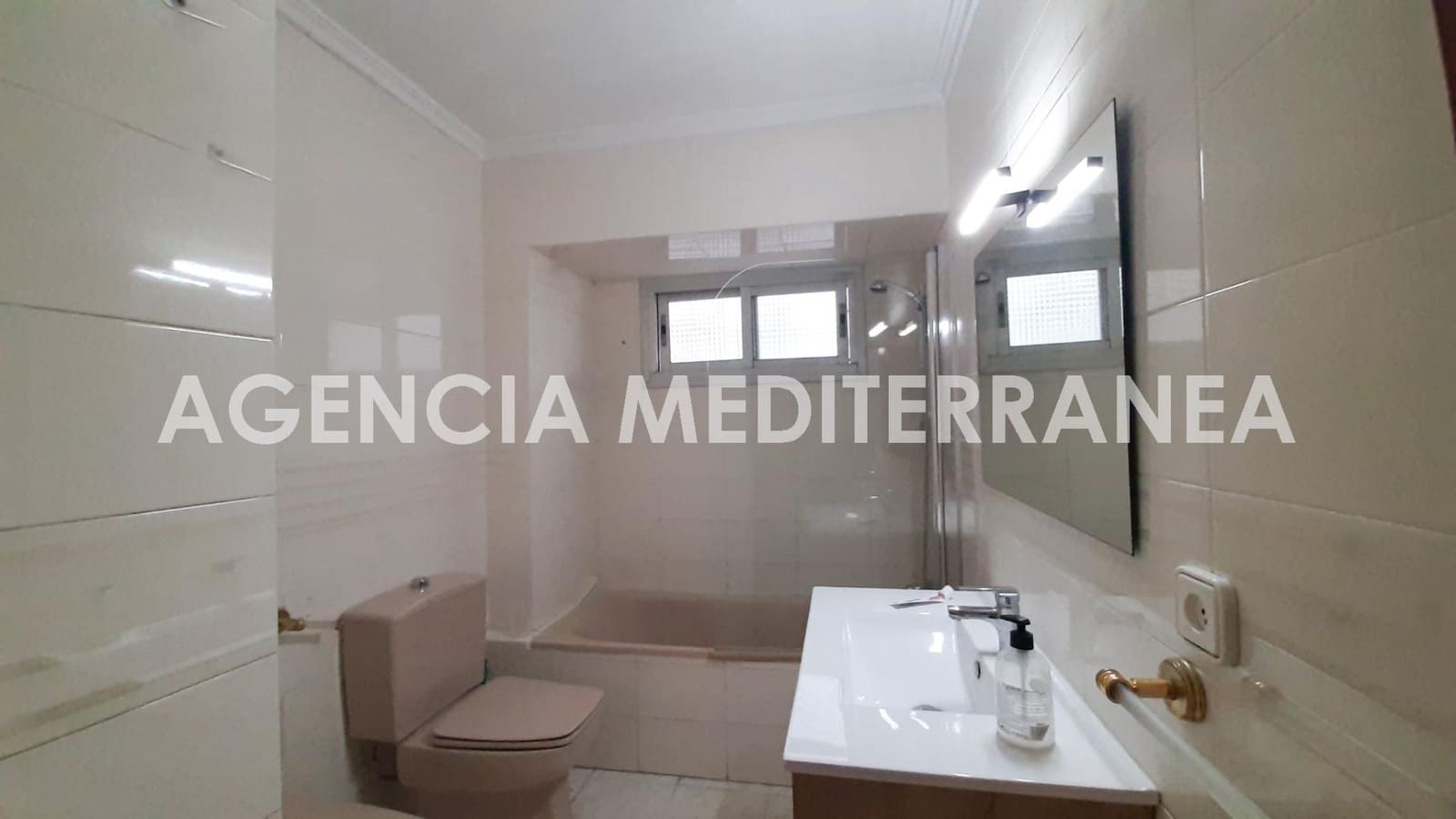 4 soverom Leilighet til salgs i Valencia by - € 300 000 (Ref: 9555967)