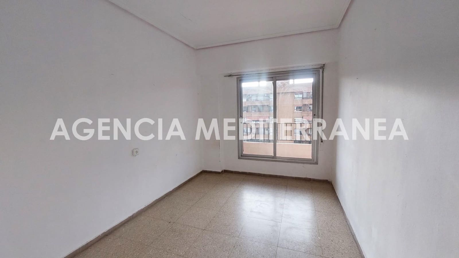 4 soverom Leilighet til salgs i Valencia by - € 300 000 (Ref: 9555967)