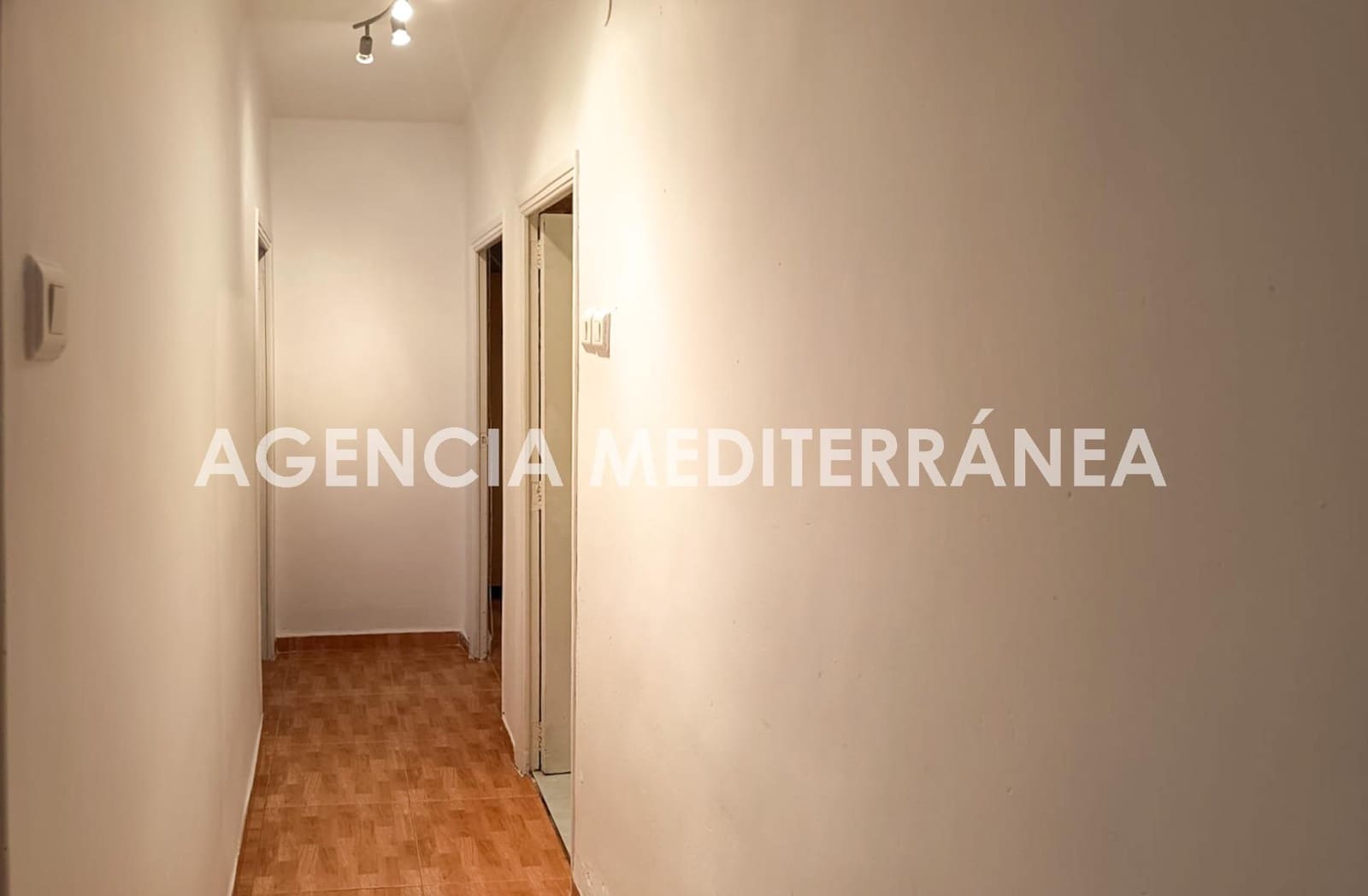 2 bedroom Flat for sale in Valencia city - € 225,000 (Ref: 9561908)
