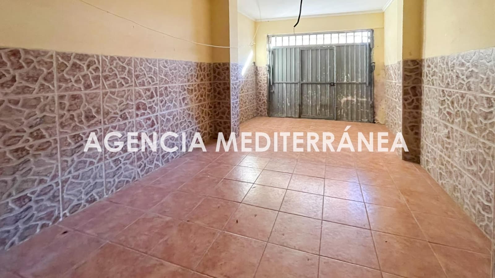 4 bedroom Townhouse for sale in Sagunto / Sagunt with garage - € 239,000 (Ref: 9561911)