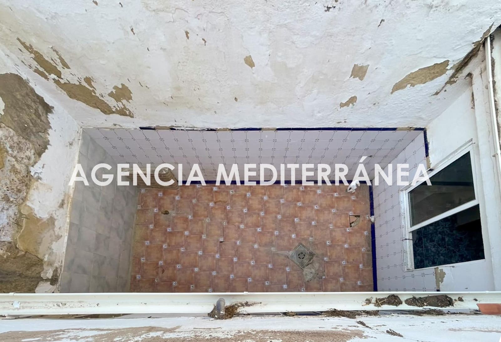 4 bedroom Townhouse for sale in Sagunto / Sagunt with garage - € 239,000 (Ref: 9561911)