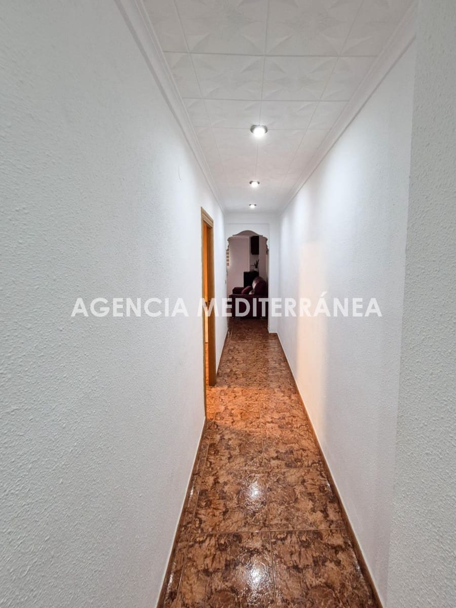 2 bedroom Flat for sale in Valencia city - € 290,000 (Ref: 9568754)
