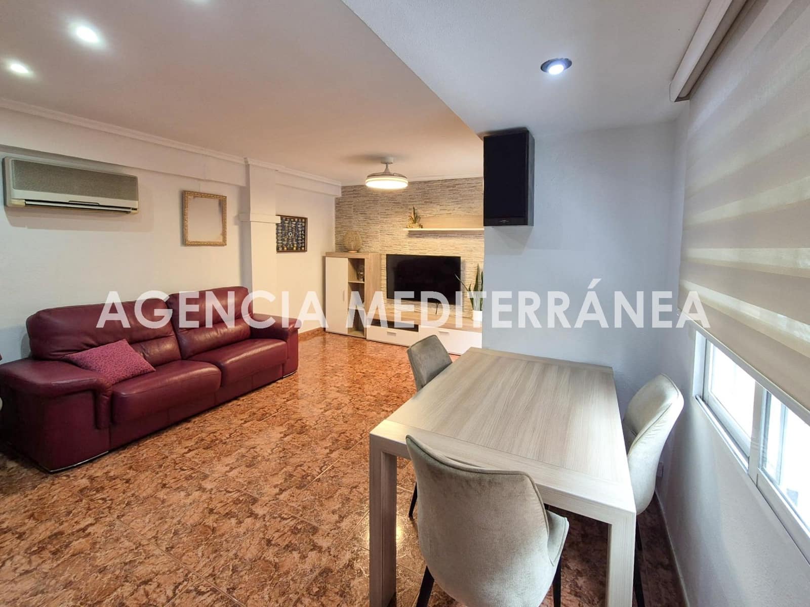2 bedroom Flat for sale in Valencia city - € 290,000 (Ref: 9568754)