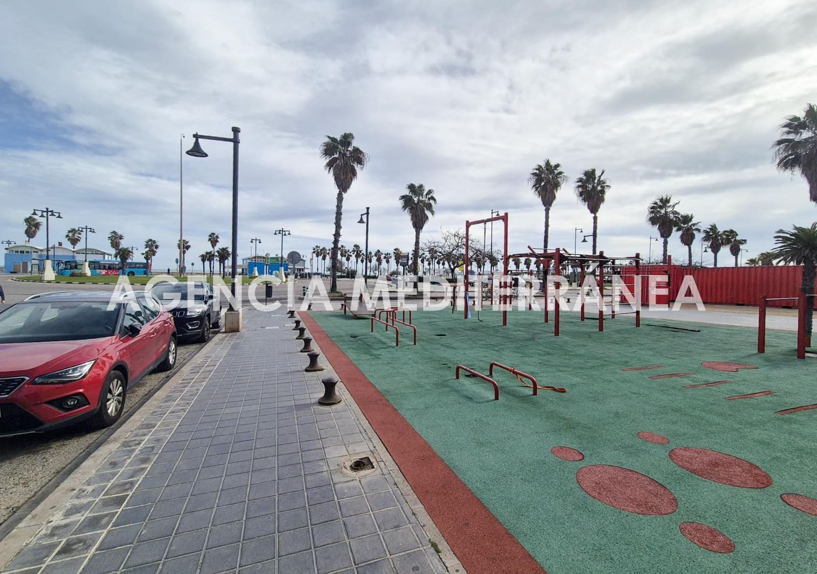 2 bedroom Flat for sale in Valencia city - € 290,000 (Ref: 9568754)