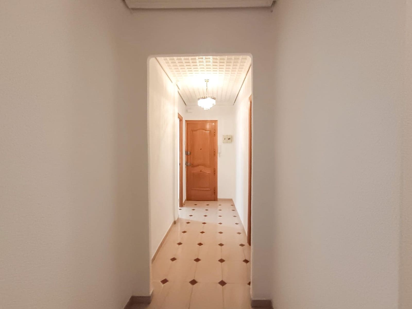 4 soveværelse Lejlighed til salg i Valencia by - € 265.000 (Ref: 9571277)