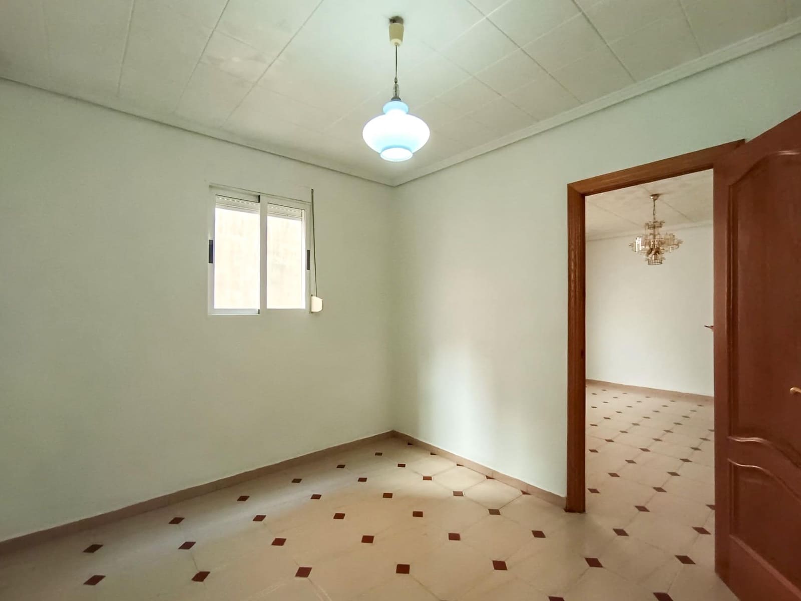 4 soveværelse Lejlighed til salg i Valencia by - € 265.000 (Ref: 9571277)