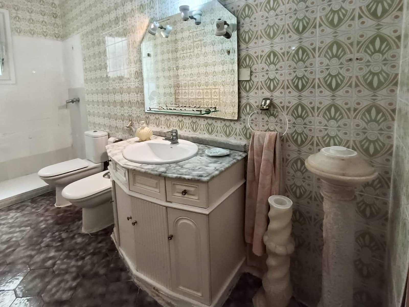 4 soveværelse Lejlighed til salg i Valencia by - € 265.000 (Ref: 9571277)