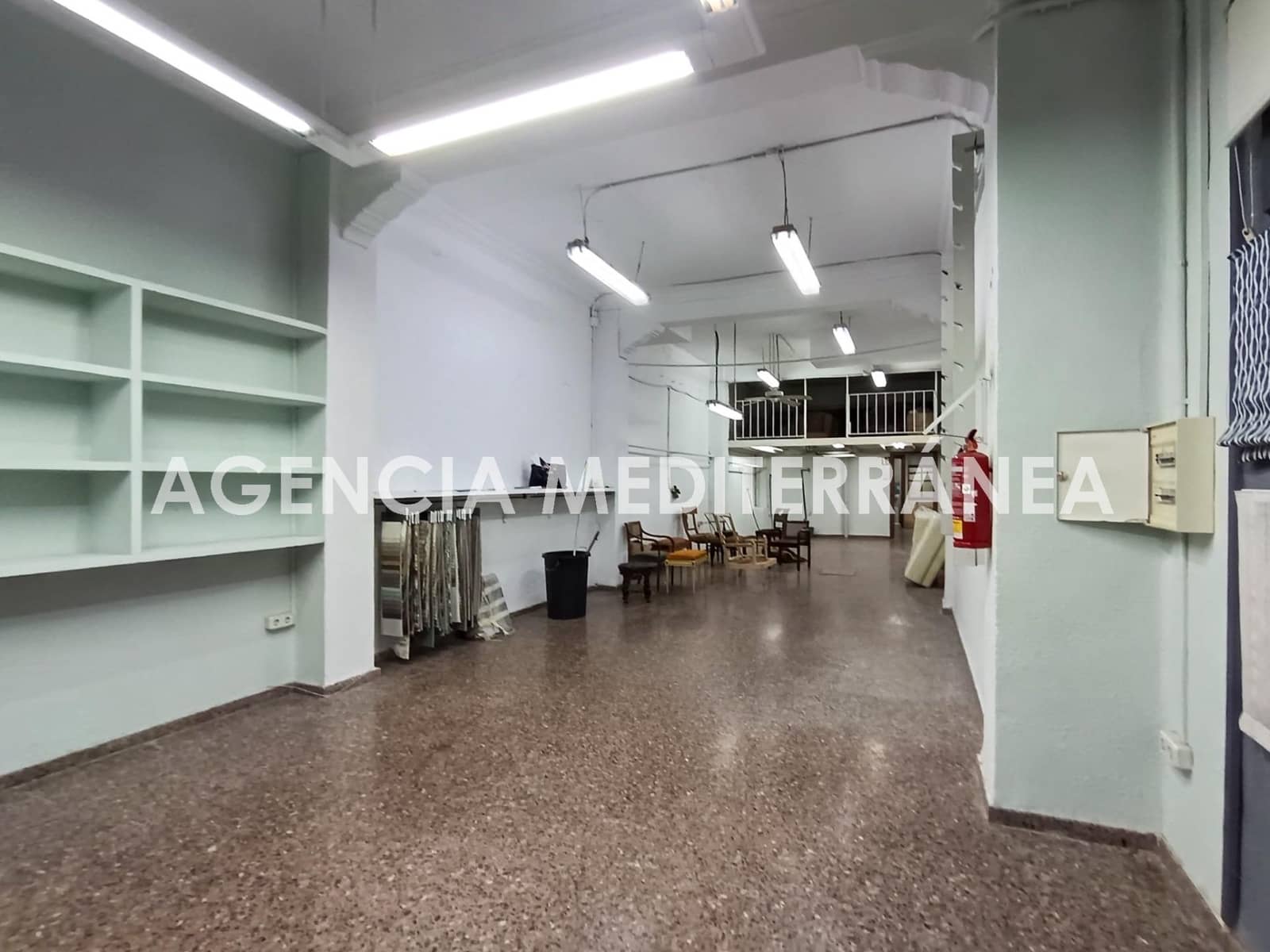 Local Commercial à louer à Valence ville - 1 800 € (Ref: 9574710)
