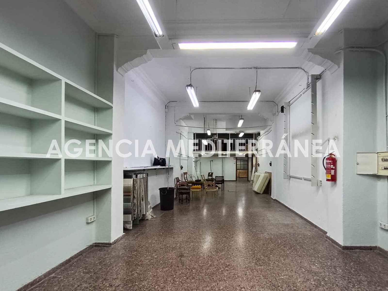 Local Commercial à louer à Valence ville - 1 800 € (Ref: 9574710)