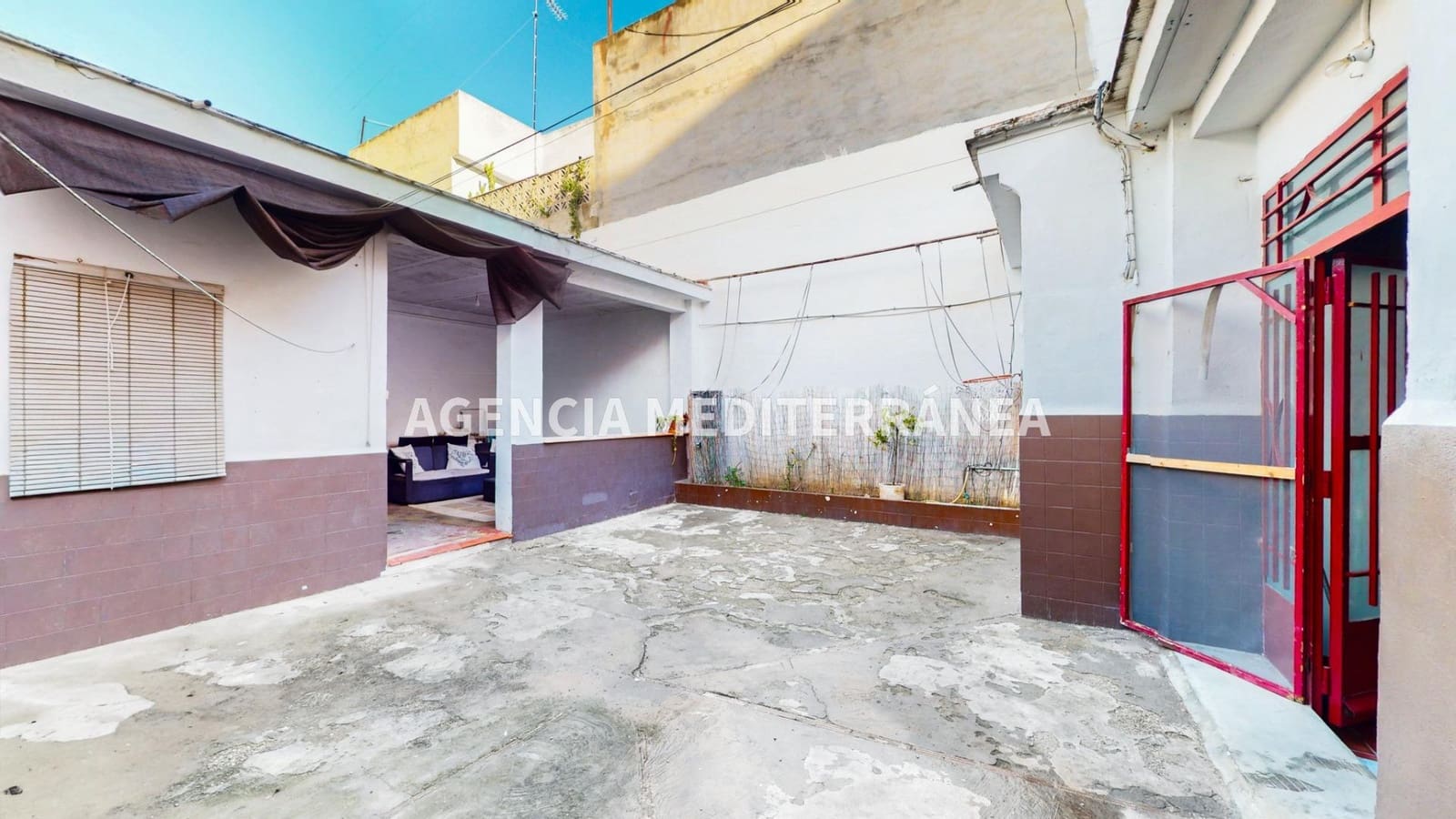 3 bedroom Bungalow for sale in Picassent - € 235,000 (Ref: 9574711)