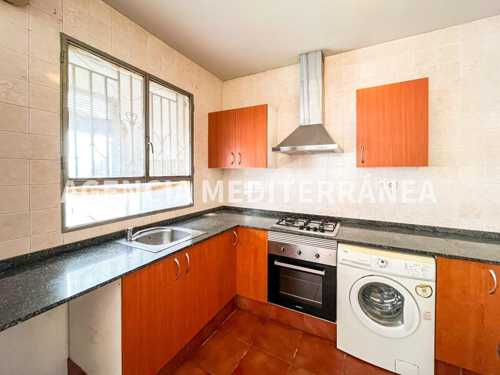3 bedroom Bungalow for sale in Picassent - € 220,000 (Ref: 9574711)