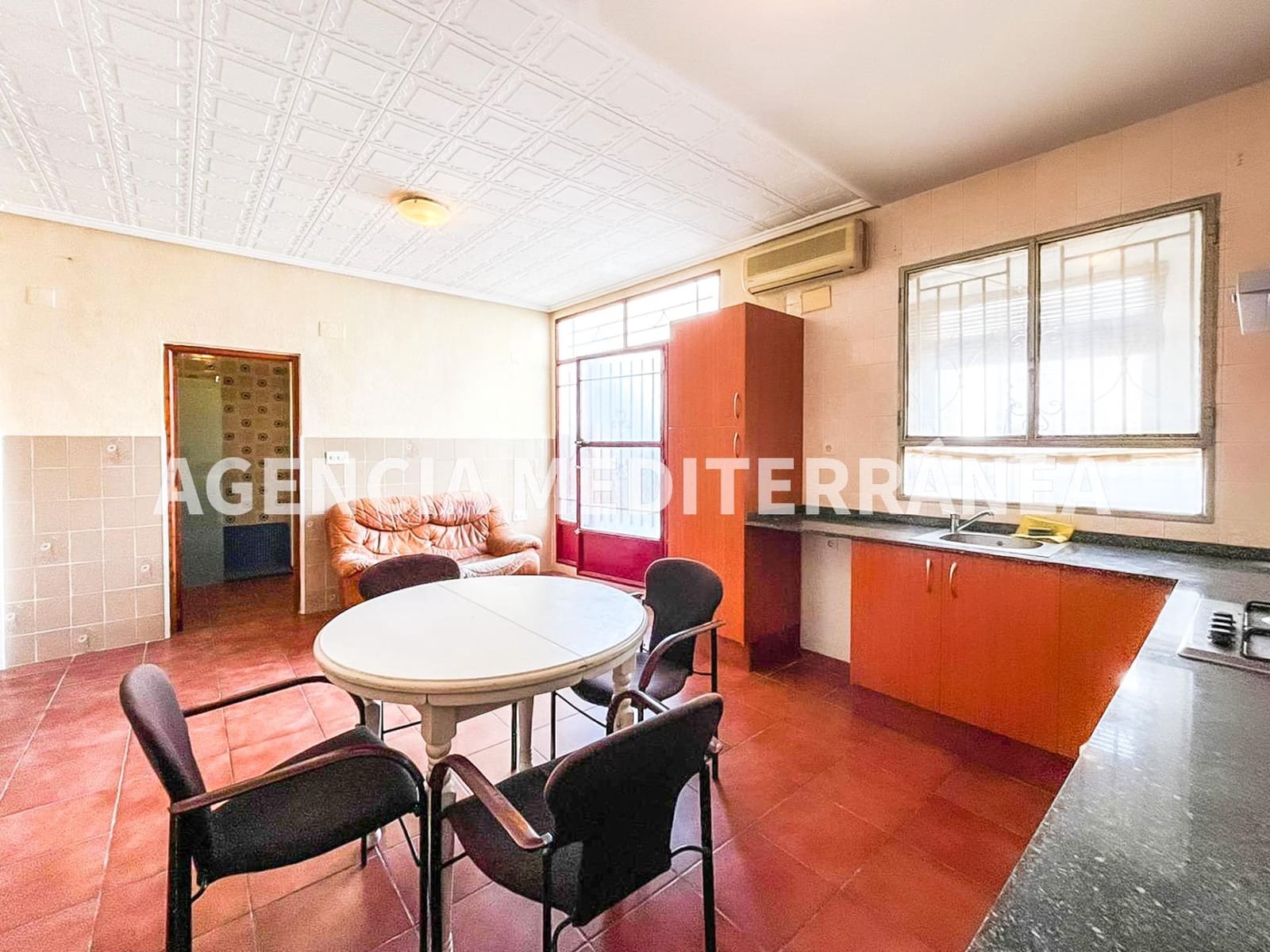 3 bedroom Bungalow for sale in Picassent - € 220,000 (Ref: 9574711)