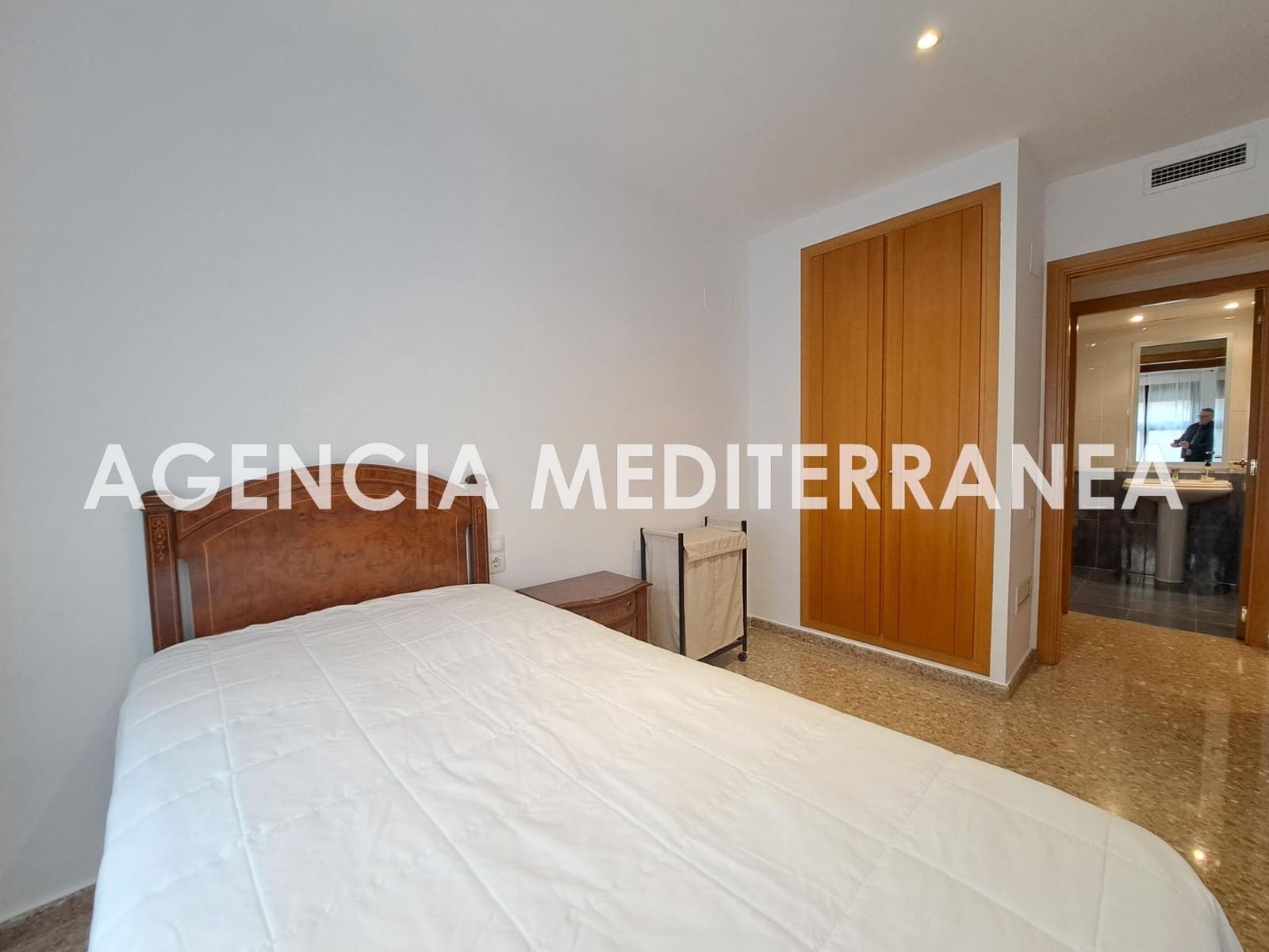 Appartement de 3 chambres à louer à Valence ville avec piscine garage - 1 800 € (Ref: 9583014)