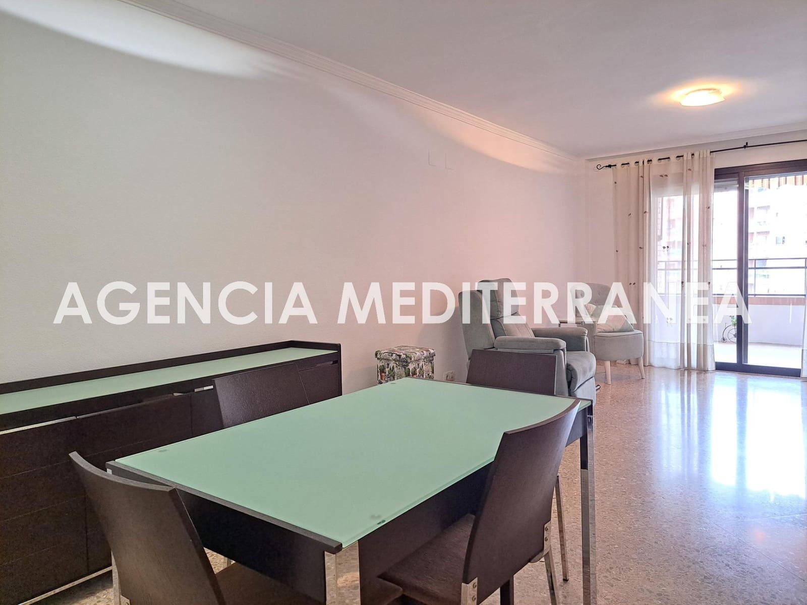 Appartement de 3 chambres à louer à Valence ville avec piscine garage - 1 800 € (Ref: 9583014)