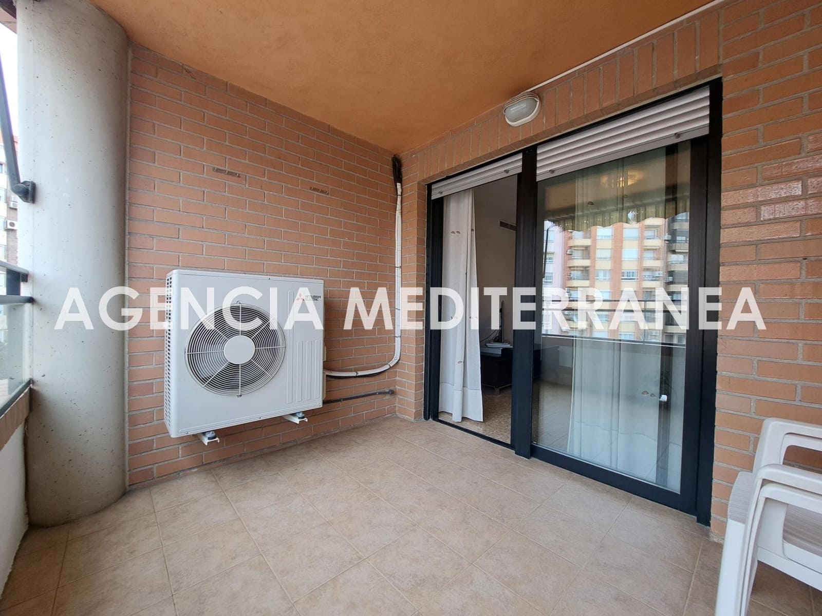 Appartement de 3 chambres à louer à Valence ville avec piscine garage - 1 800 € (Ref: 9583014)