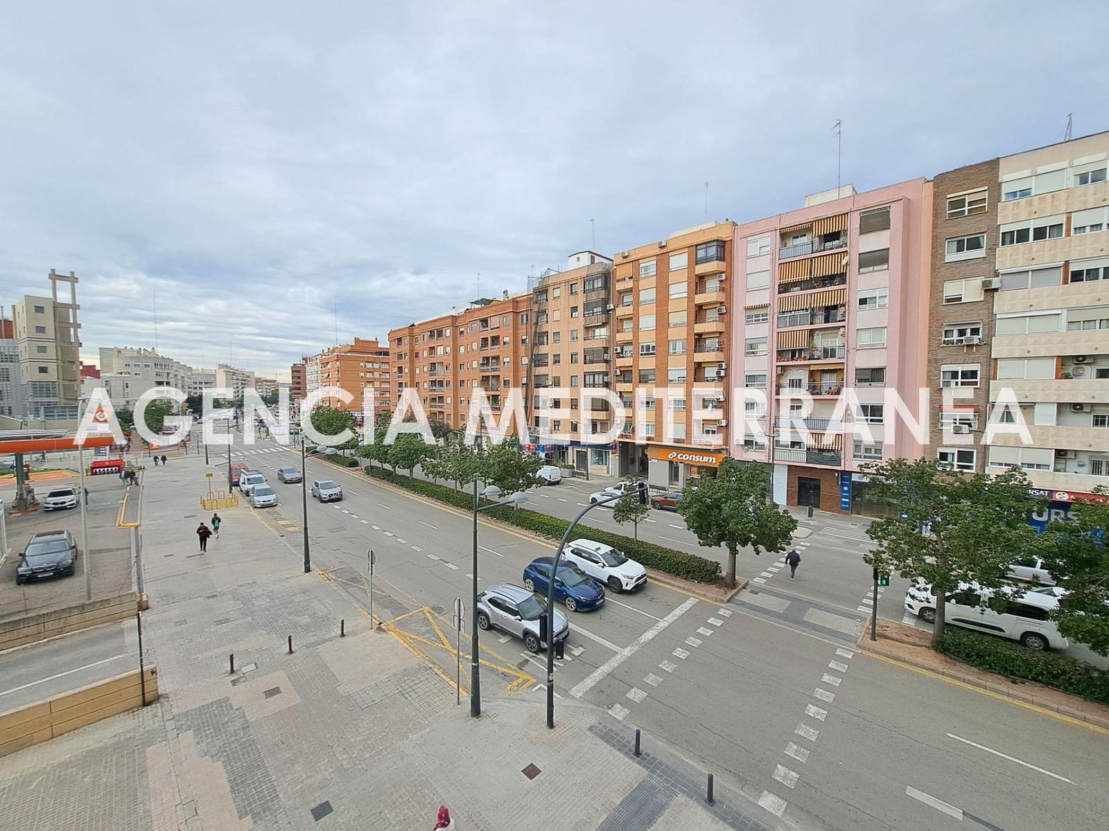 Appartement de 3 chambres à louer à Valence ville avec piscine garage - 1 800 € (Ref: 9583014)