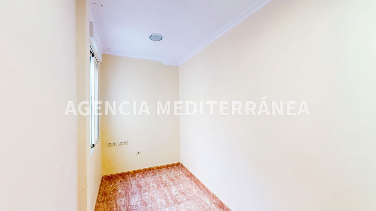 3 bedroom Flat for sale in Alcasser - € 137,000 (Ref: 9591402)