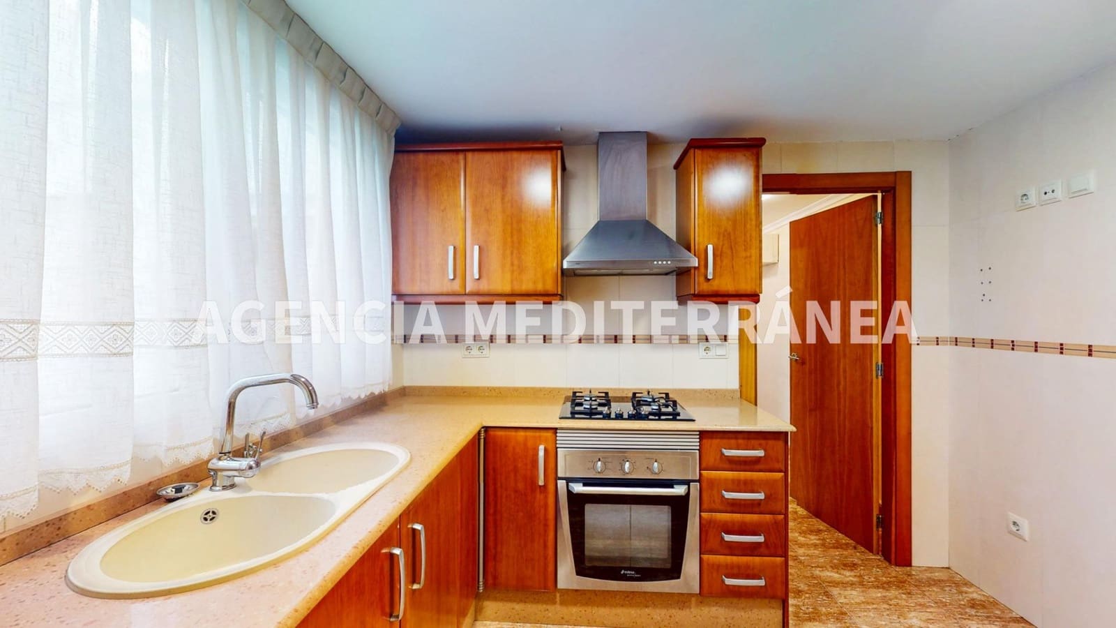 3 bedroom Flat for sale in Alcasser - € 137,000 (Ref: 9591402)