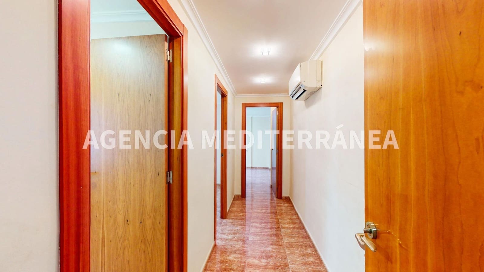3 bedroom Flat for sale in Alcasser - € 137,000 (Ref: 9591402)