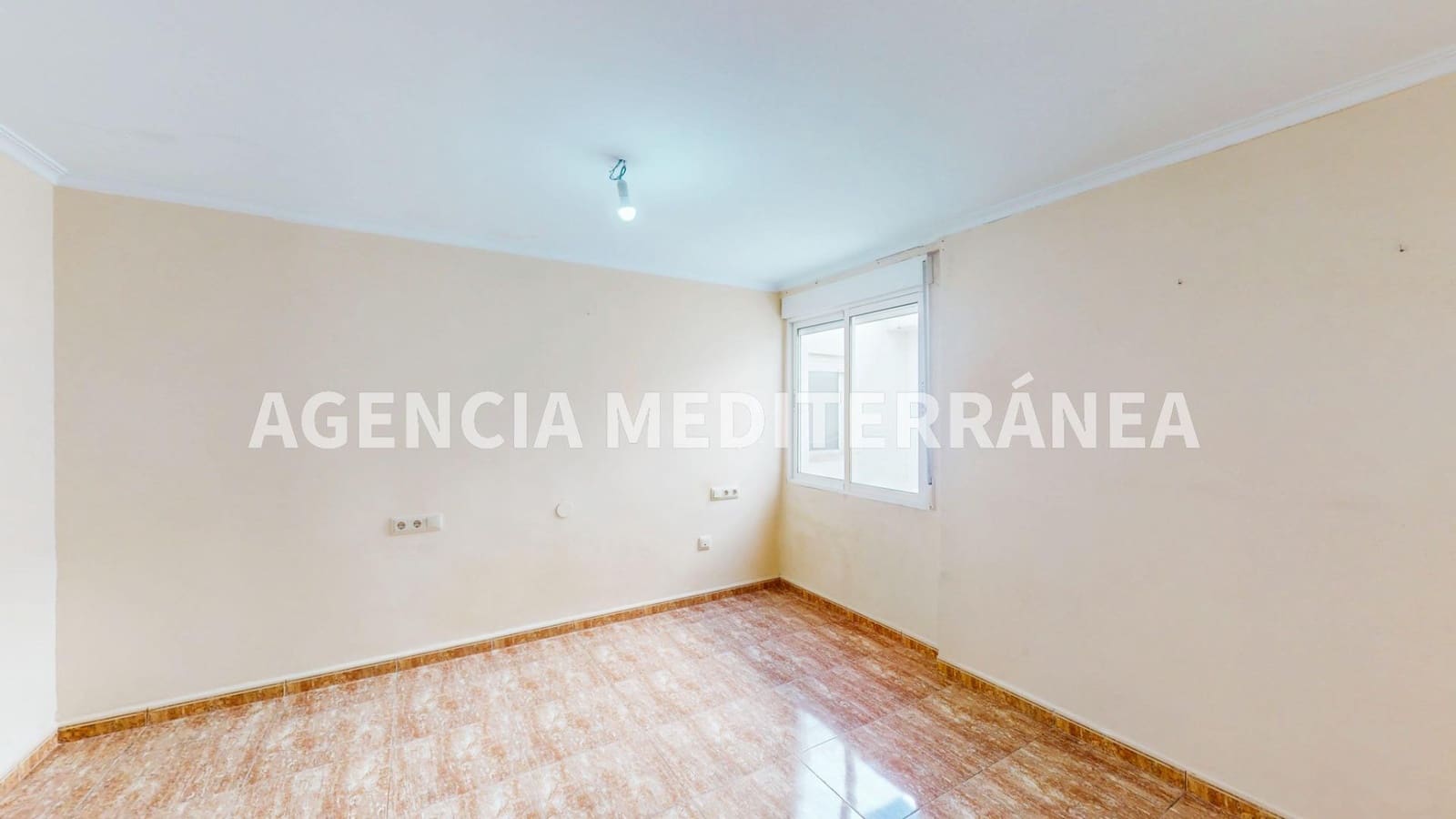 3 bedroom Flat for sale in Alcasser - € 137,000 (Ref: 9591402)