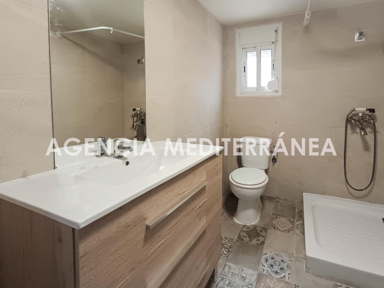 3 Zimmer Wohnung zu verkaufen in Valencia Stadt - 169.000 € (Ref: 9596251)