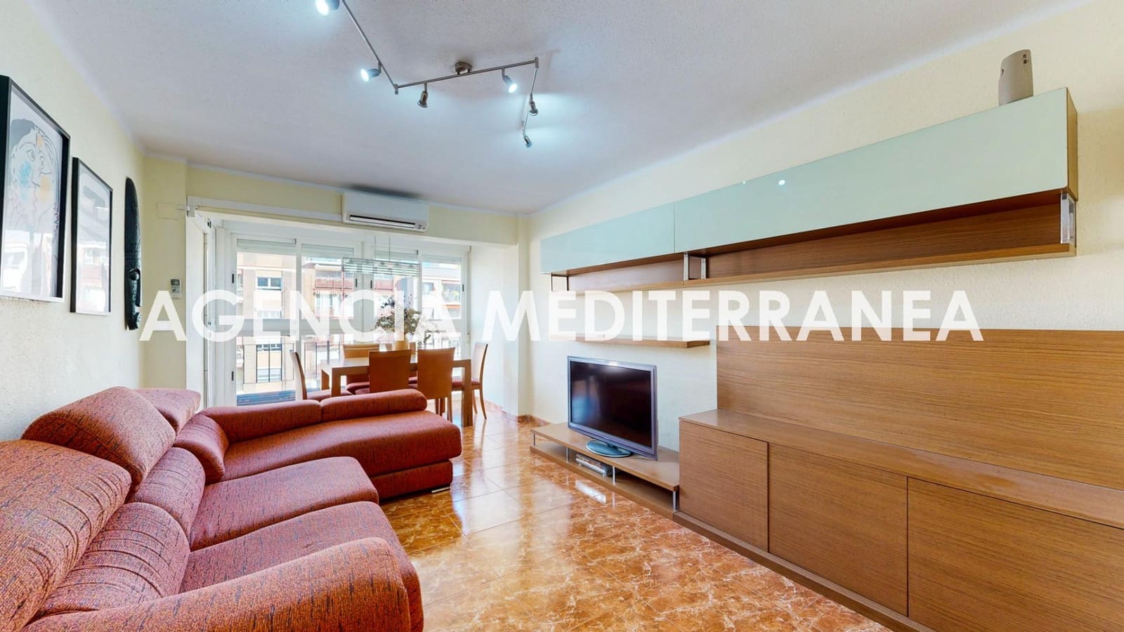3 bedroom Flat for sale in Valencia city - € 265,000 (Ref: 9596253)
