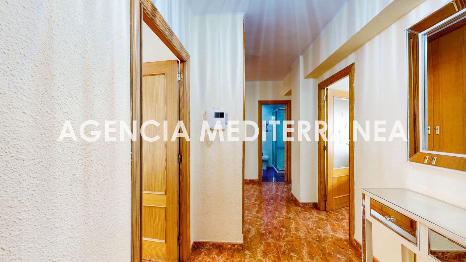 3 bedroom Flat for sale in Valencia city - € 265,000 (Ref: 9596253)