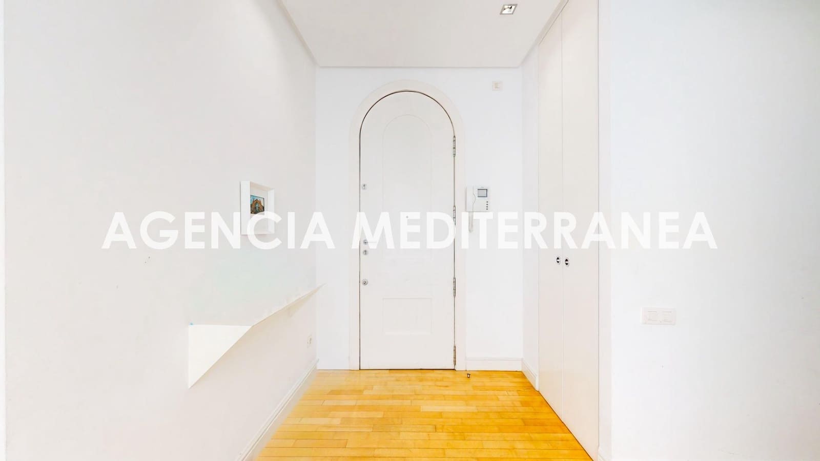 Piso de 3 habitaciones en València ciudad en alquiler - 3.300 € (Ref: 9599632)