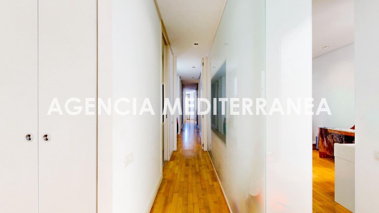 Piso de 3 habitaciones en València ciudad en alquiler - 3.300 € (Ref: 9599632)
