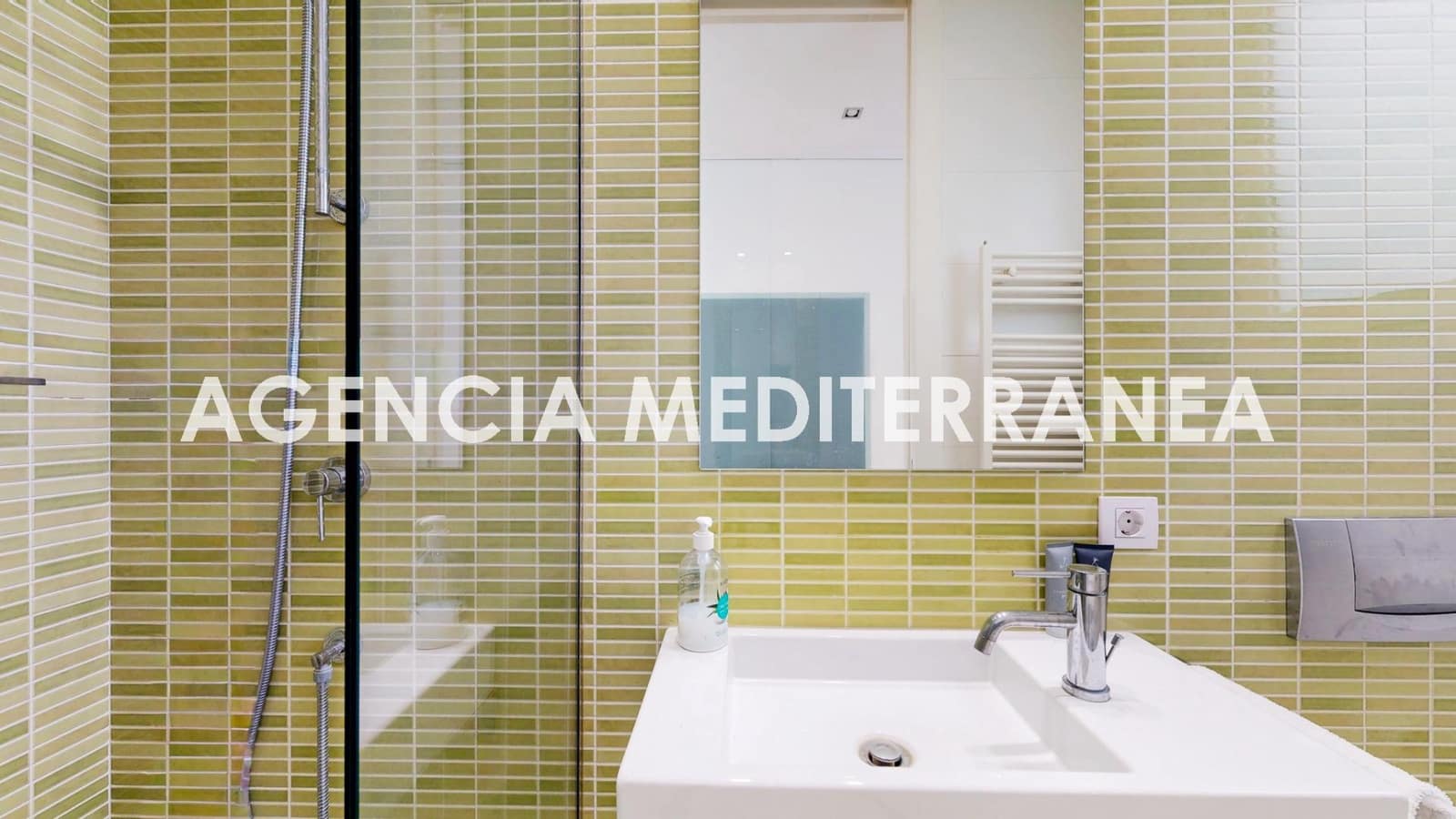 Piso de 3 habitaciones en València ciudad en alquiler - 3.300 € (Ref: 9599632)