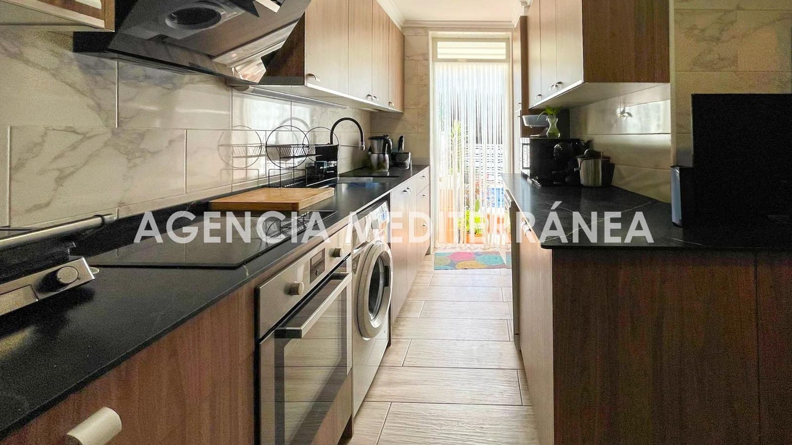 3 slaapkamer Halfvrijstaande villa te koop in La Canada met zwembad - € 355.000 (Ref: 9599633)