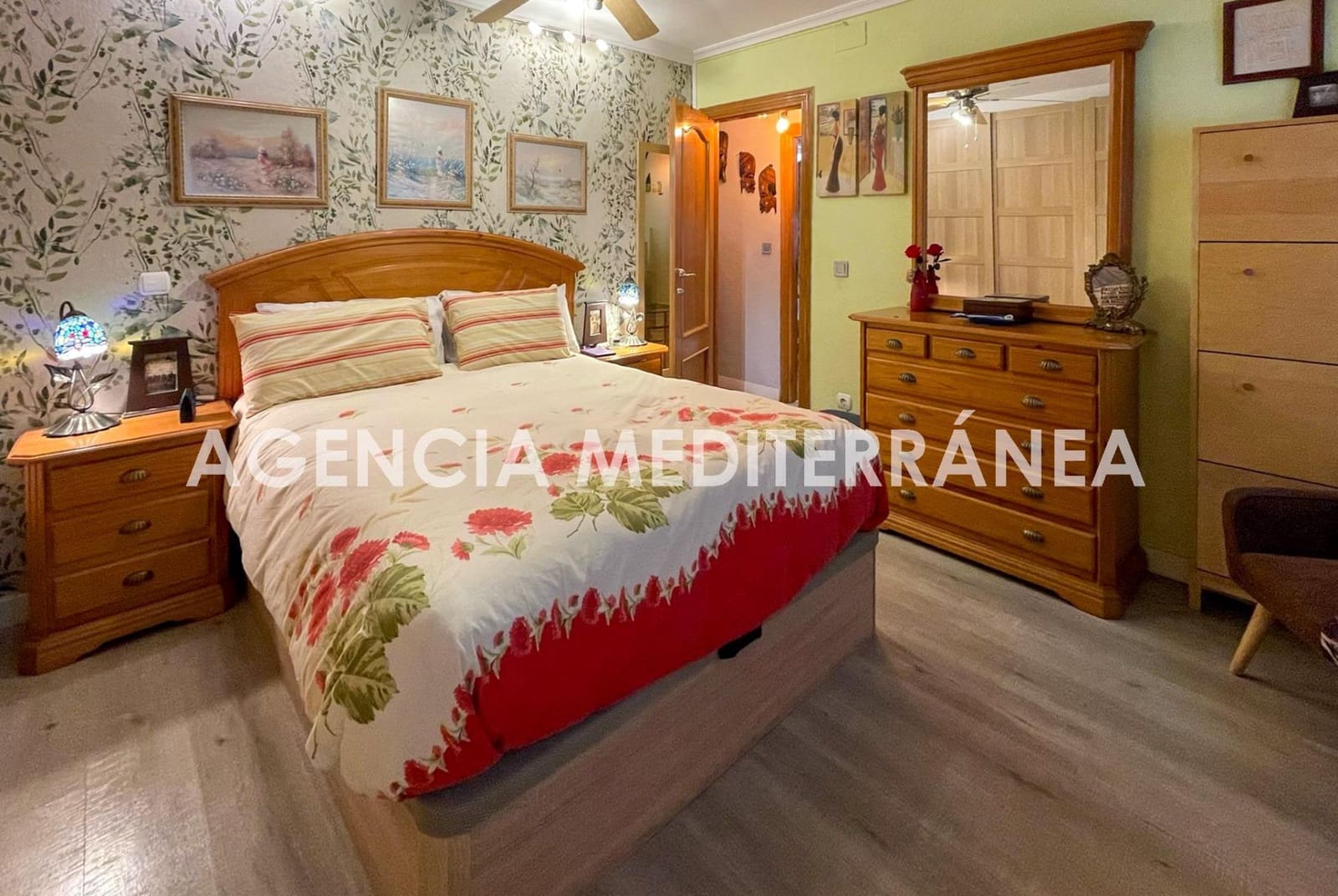 3 slaapkamer Halfvrijstaande villa te koop in La Canada met zwembad - € 355.000 (Ref: 9599633)