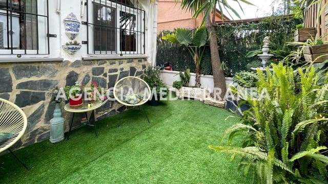 4 soveværelse Rækkehus til salg i La Cañada, Paterna med swimmingpool - € 355.000 (Ref: 9599633)