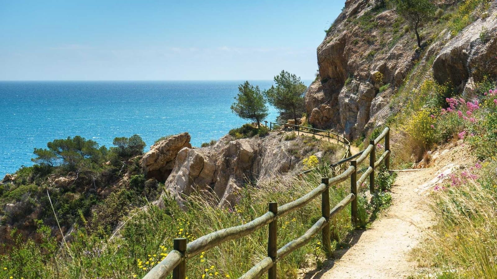 2 Zimmer Apartment zu verkaufen in Cumbre del Sol mit Pool - 160.000 € (Ref: 9605069)