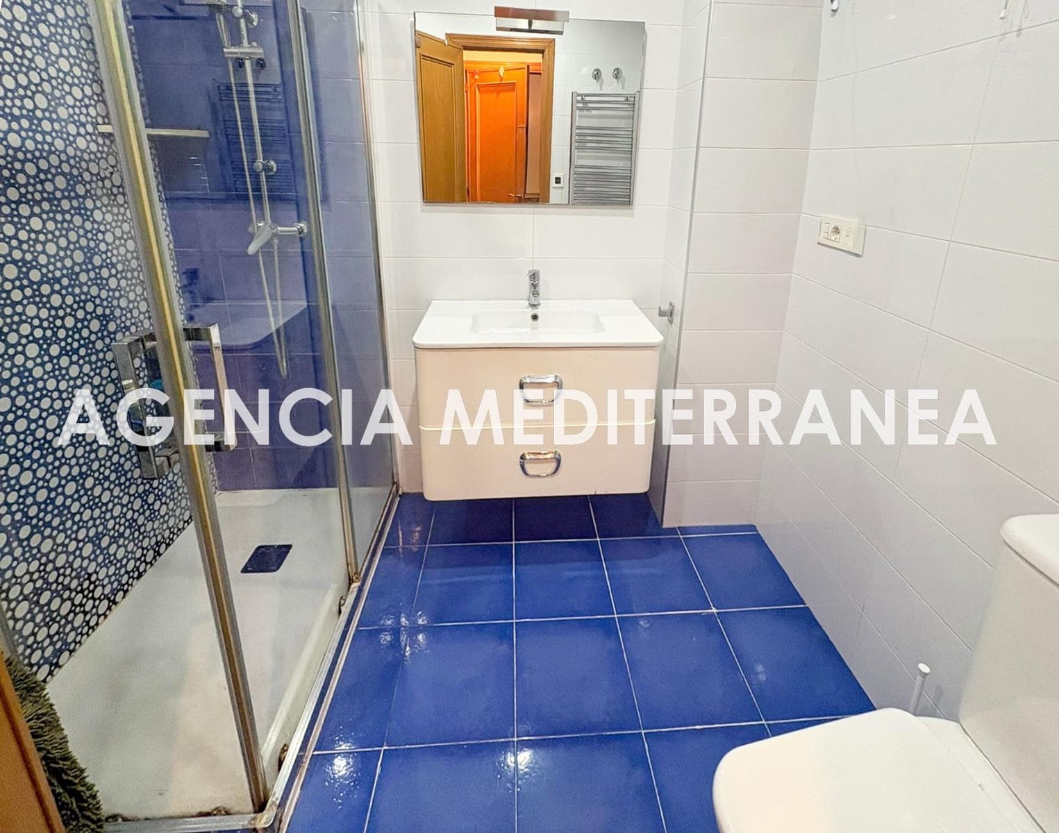 Piso de 3 habitaciones en València ciudad en venta - 389.000 € (Ref: 9608154)