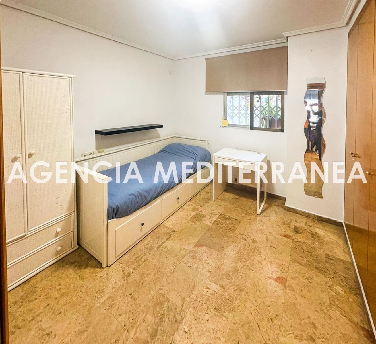 Piso de 3 habitaciones en València ciudad en venta - 389.000 € (Ref: 9608154)