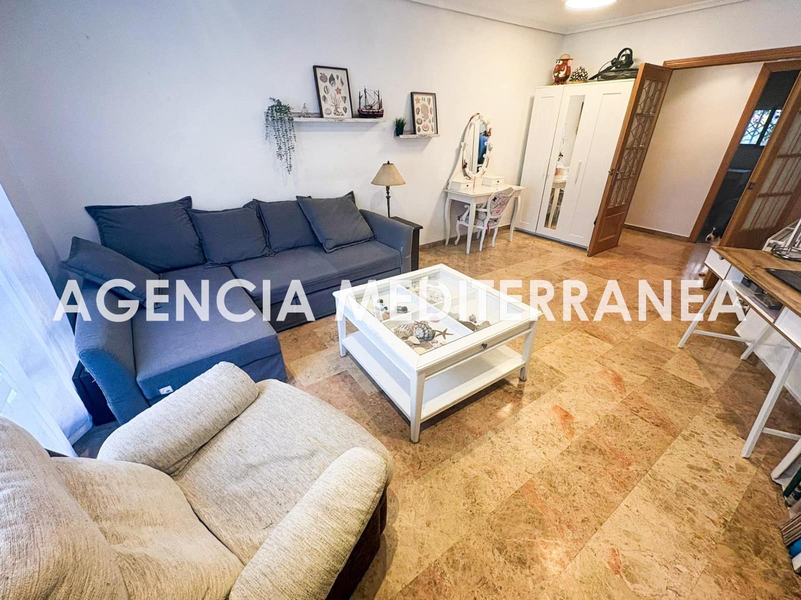 Piso de 3 habitaciones en València ciudad en venta - 389.000 € (Ref: 9608154)