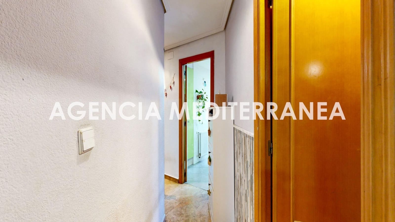 Piso de 3 habitaciones en València ciudad en venta - 389.000 € (Ref: 9608154)